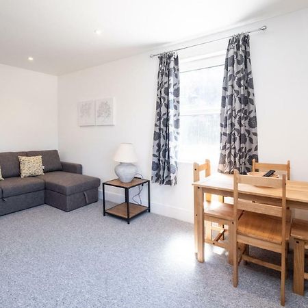 Pettistree Rowan - Three Tuns Apartments , Wickham Market - By Aldeburgh Coastal Cottages מראה חיצוני תמונה