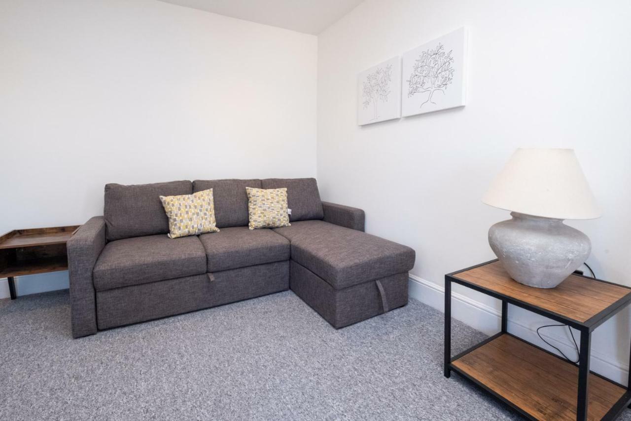 Pettistree Rowan - Three Tuns Apartments , Wickham Market - By Aldeburgh Coastal Cottages מראה חיצוני תמונה